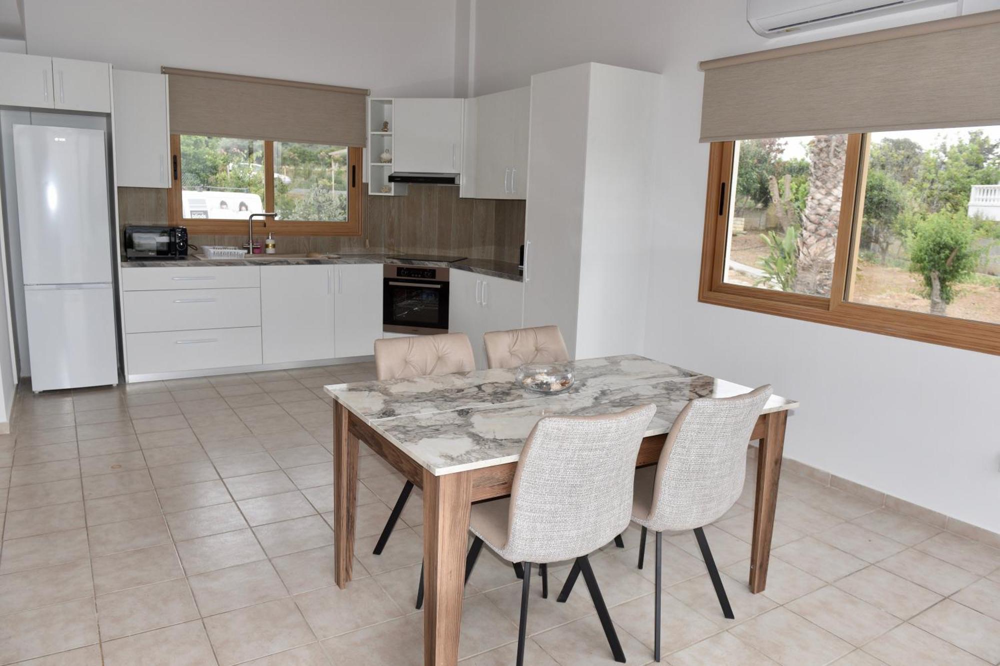 Villa Kochili Pomos