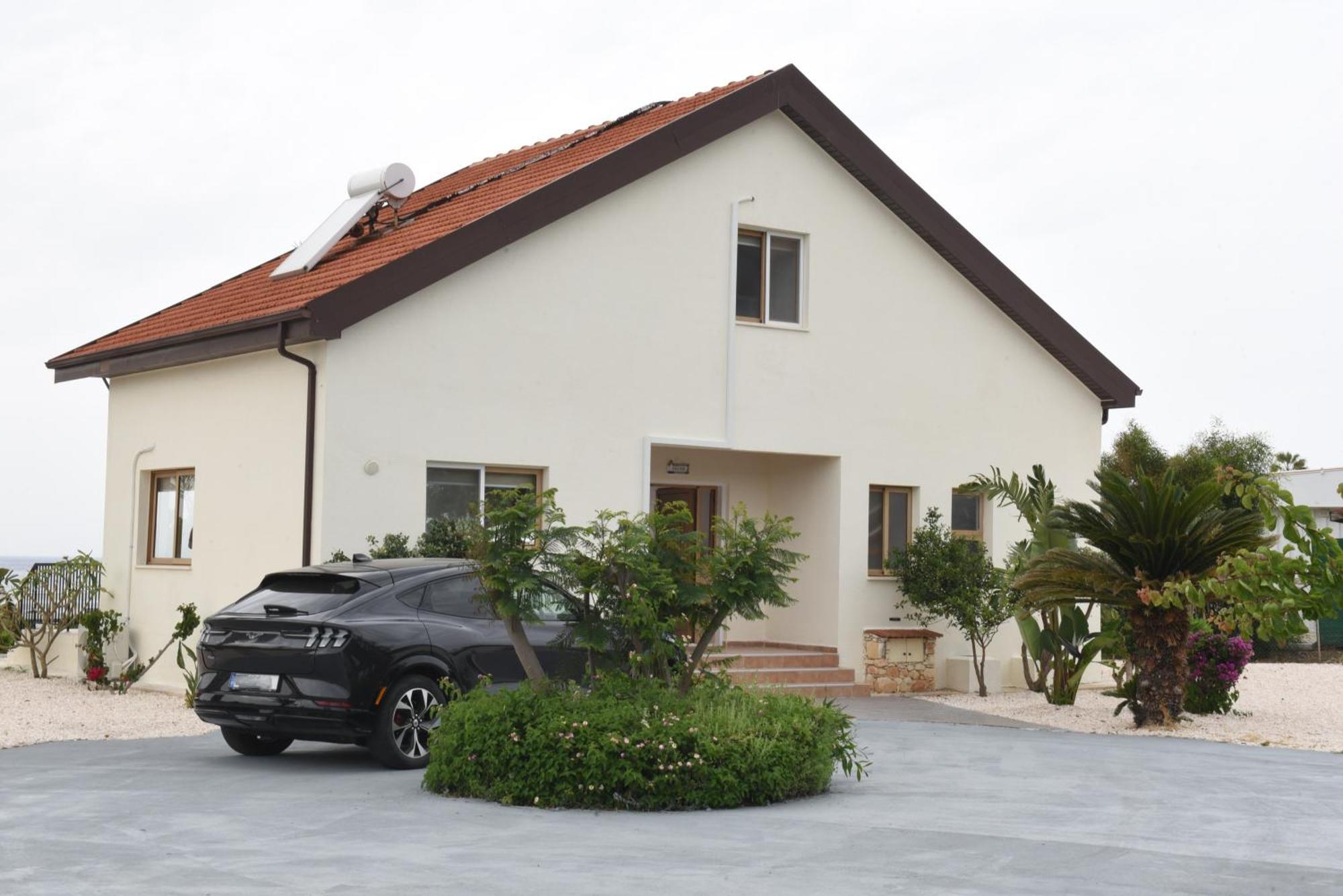 Villa Kochili Pomos